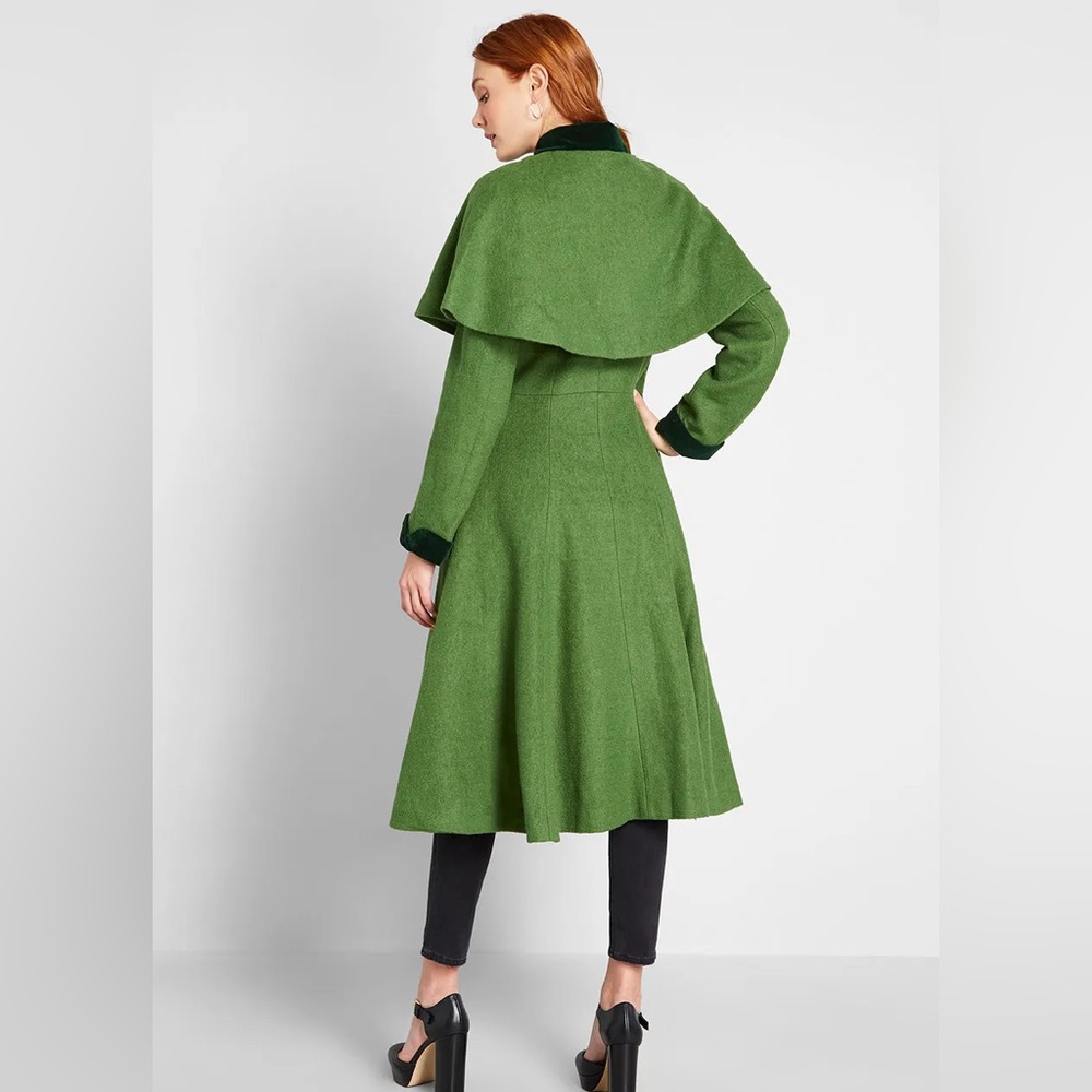 ModCloth x Collectif Sophisticate Coat & Cape - Picture 3 of 7